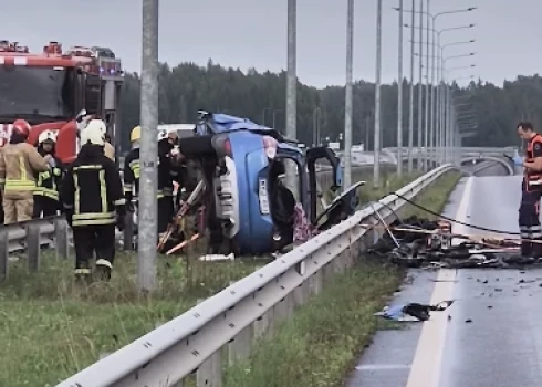 Avārijas vieta Viļņas rajonā (ekrānuzņēmums no video)