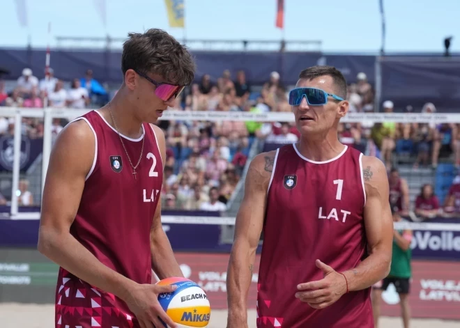 Pļaviņš/Fokerots cieš zaudējumu cīņā par vietu "Elite 16" turnīra "play-off"