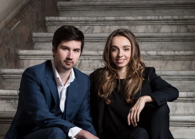 FOTO: mūzikas gardēži Rīgā bauda franču operzvaigznes Leas Desandras "Kaisles dziesmas"