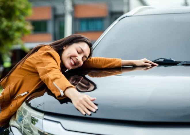 Поколению Z нравится CUPRA, а бэби-бумерам - Volkswagen. Какие автомобили выбирают разные поколения в Латвии?