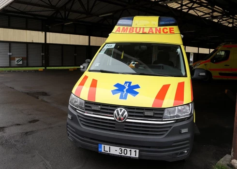 Ministrija uzsver, ka, ņemot vērā pieaugošos ģeopolitiskos riskus, valsts materiālo rezervju krājumus NMPD nepieciešams atjaunot pilnā apjomā.