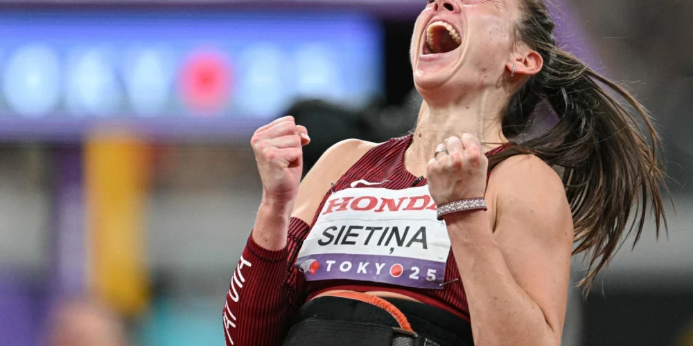 Анете Сиетиня в субботу заняла второе место в метании копья на чемпионате мира по легкой атлетике в Токио.