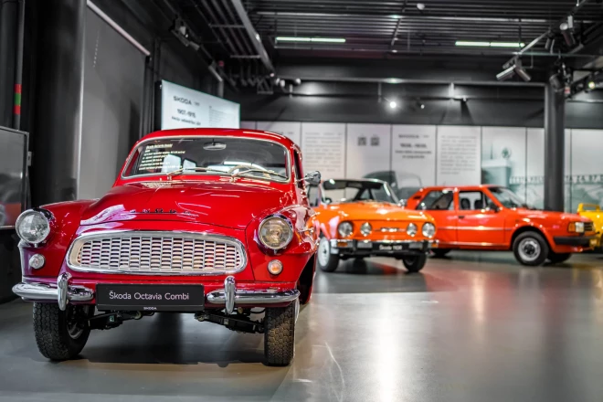 Rīgas Motormuzejā atklāta izstāde, kas veltītas leģendārās “Škodas” 130. jubilejai.