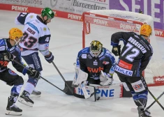 Gudļevskis atvaira 33 metienus, “Fischtown” uzvar čempionus