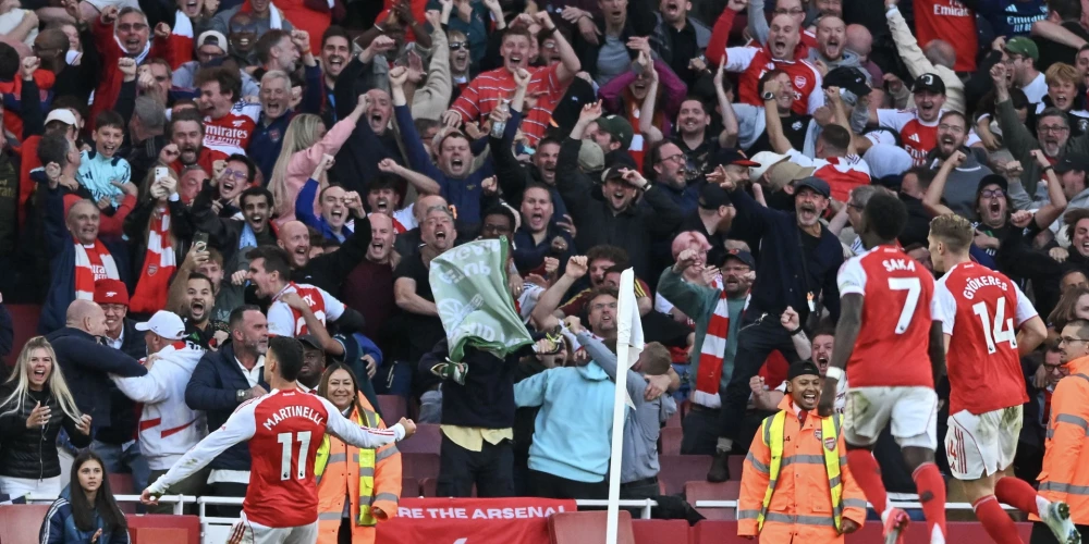 Martinelli kompensācijas laikā izrauj "Arsenal" neizšķirtu pret Mančestras "City".