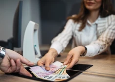 Выяснилась неприятная вещь: большинство жителей Латвии берут кредиты для повседневных трат