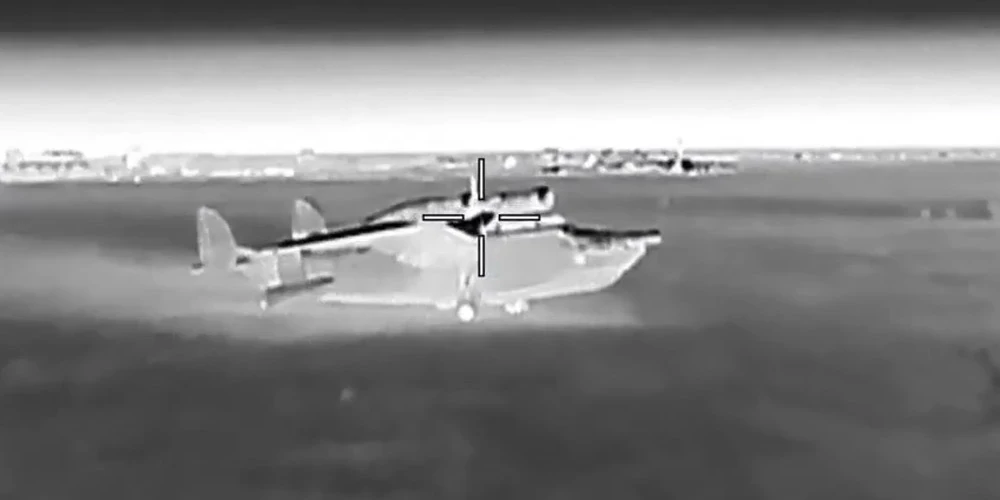 Amfībijas lidmašīnas Be-12 "Čaika" aprīkotas ar dārgu aparatūru cīņai ar zemūdenēm.