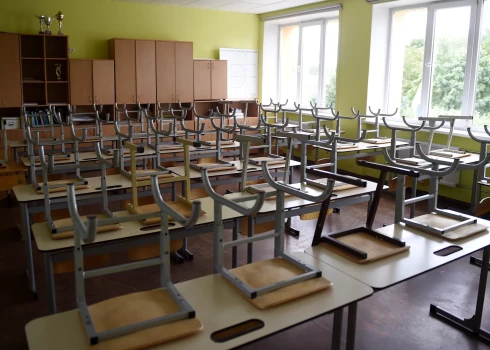 Vidusskolas, kas neatbildīs kritērijiem, valsts finansējumu nākamgad saņems proporcionāli skolēnu skaitam.