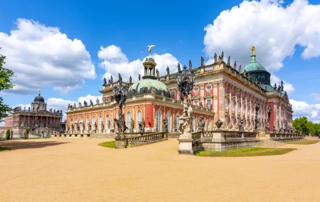 Neues Palais.