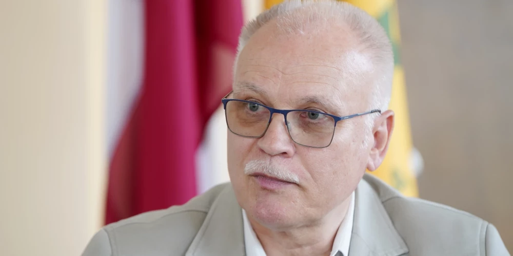 Latvijas Veselības un sociālās aprūpes darbinieku arodbiedrības priekšsēdētājs Valdis Keris.