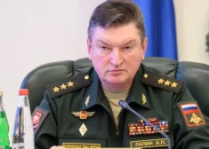 No varoņa līdz grēkāzim par "neveiksmēm Ukrainā" - Krievijā negodā kritis ģenerālpulkvedis Aleksandrs Lapins