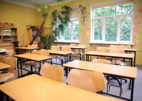 Skolotāju trūkumu jārisina ar profesijas prestiža celšanu.