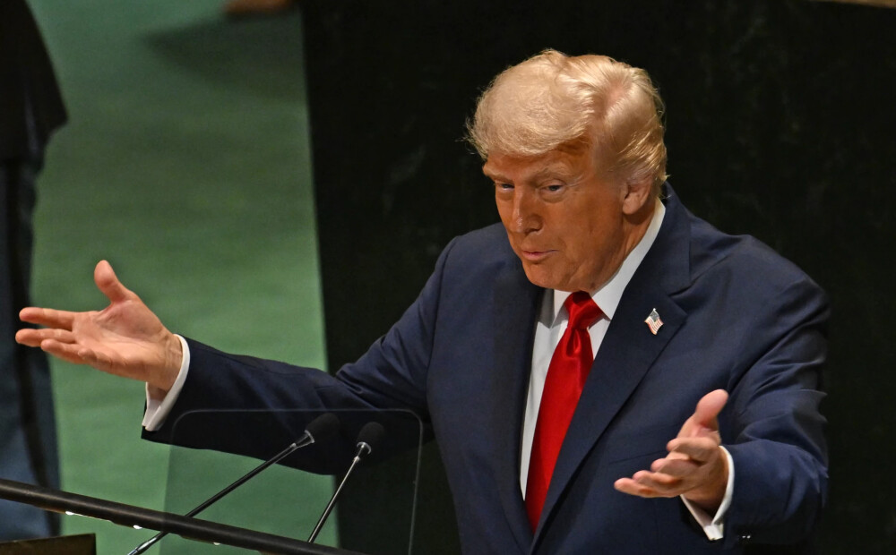 Tramps piekrīt, ka NATO valstīm būtu jānotriec gaisa telpu pārkāpušās Krievijas lidmašīnas