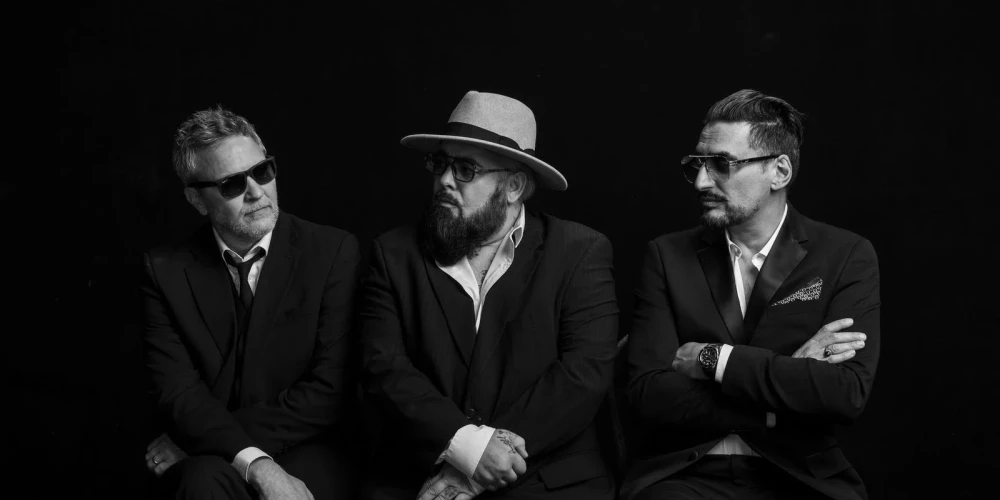 "Fun Lovin' Criminals" vairāk nekā 30 gadu pastāvēšanas laikā ir spējuši nemainīgi saglabāt savu unikālo mūzikas stilu, kurā apvienoti hiphopa, roka, blūza, pat džeza un fanka elementi.