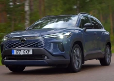 Toyota Corolla Cross atsvaidzināts un joprojām funkcionāls