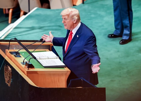 CNN, "The Guardian", "ABC News" un "The New York Times" publikācijās kritiku izpelnījušies vairāki prezidenta Trampa apgalvojumi.