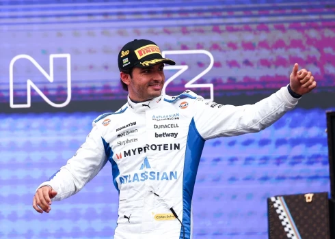 Karloss Sainss pirmo reizi ar "Williams" komandu kāpis uz goda pjedestāla.