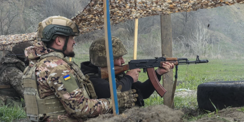 Ukrainas karavīri. 