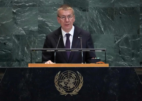 Президент Латвии Эдгар Ринкевич выступает на Общих дебатах Генеральной Ассамблеи ООН в штаб-квартире ООН в Нью-Йорке 24 сентября 2025 года.