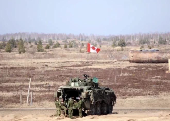 Avoti: NATO misija Latvijā iztukšo Kanādas armijas militāro autoparku