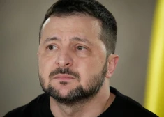 Zelenskis paziņo, kad būs gatavs atkāpties