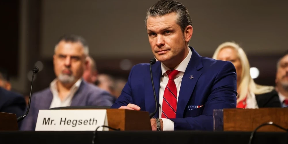 Pentagonā bažas – Hegsets rīko slepenu sanāksmi.