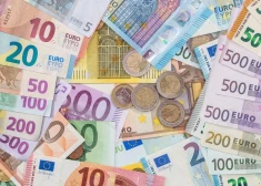 Латвия вновь заняла 1,25 млрд евро на международных рынках