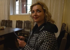 "Ērkšķu šovā" saspīlējumi uzņem apgriezienus - Ksenija zibina plikumus un bez piekrišanas filmē citas dalībnieces