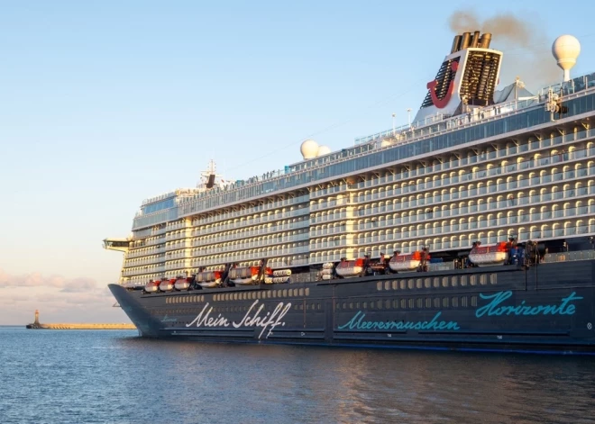 На выходных Ригу посетит юбилейный - стотысячный пассажир круизных судов в сезоне