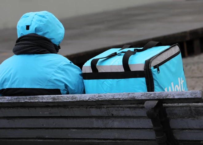 Vai tiek pārkāptas cilvēktiesības? Tiesībsargs komentē nelegālo migrantu kontroli Rīgā