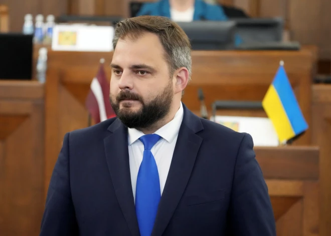 Par "Vienotības" priekšsēdētāju ievēlē Edmundu Jurēvicu