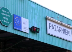 Astoņos mēnešos fiziskās personas uz Latvijas robežas 227 reizes deklarējušas skaidru naudu virs 10 000 eiro