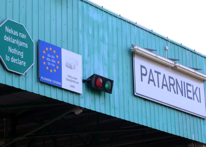 Astoņos mēnešos fiziskās personas uz Latvijas robežas 227 reizes deklarējušas skaidru naudu virs 10 000 eiro