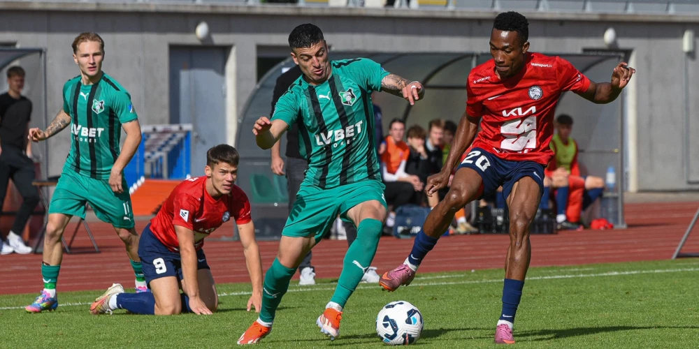  "Jelgava" un "Auda" komandas sestdien Jelgavā spēlēja 1:1 "Tonybet" futbola virslīgas komandu 31.kārtas spēlē.