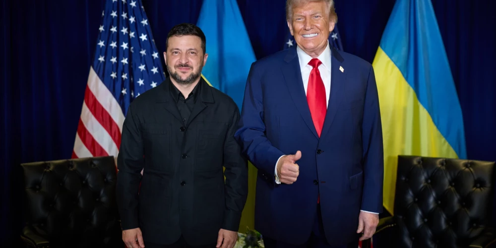 Ukrainas prezidents Volodimirs Zelenskis intervijā ar “Axios” dalījās, ka februārī notikušais strīds ar ASV prezidentu Donaldu Trampu bija mācība ne tikai viņam.