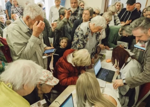Tūkstošiem iedzīvotāju jau pievienojušies OIK atgūšanas iniciatīvai.