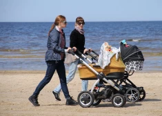 Pabalsti neglābs: daļa cilvēku gluži vienkārši negrib bērnus