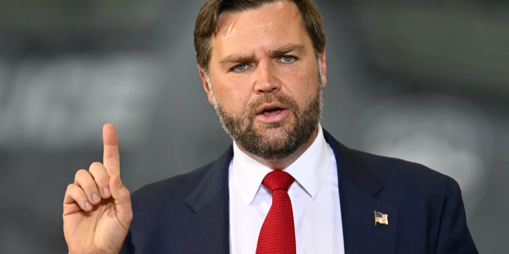 ASV viceprezidents Džeimss Deivids Venss.