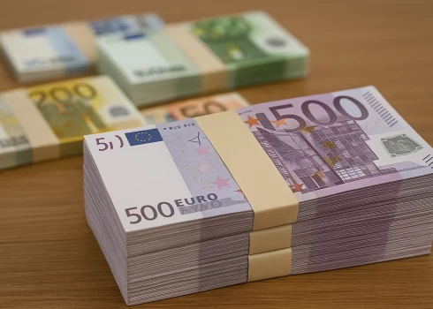 Миллионы на зарплаты — дотации за счёт налогоплательщиков!