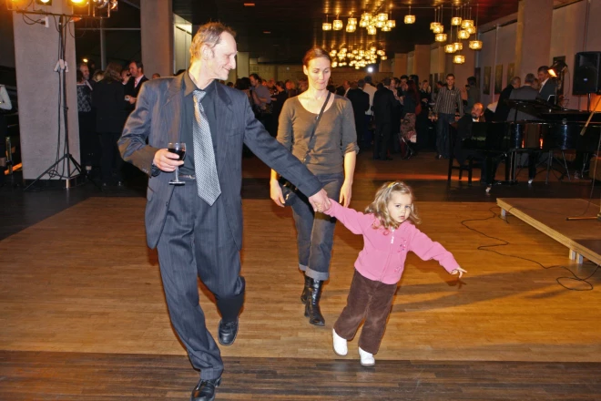 Indra, Mihails un mazā Marta Marija pirms 19 gadiem.