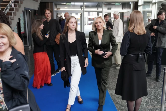 Baiba Šmite-Roķe ar meitu Luīzi Māru.