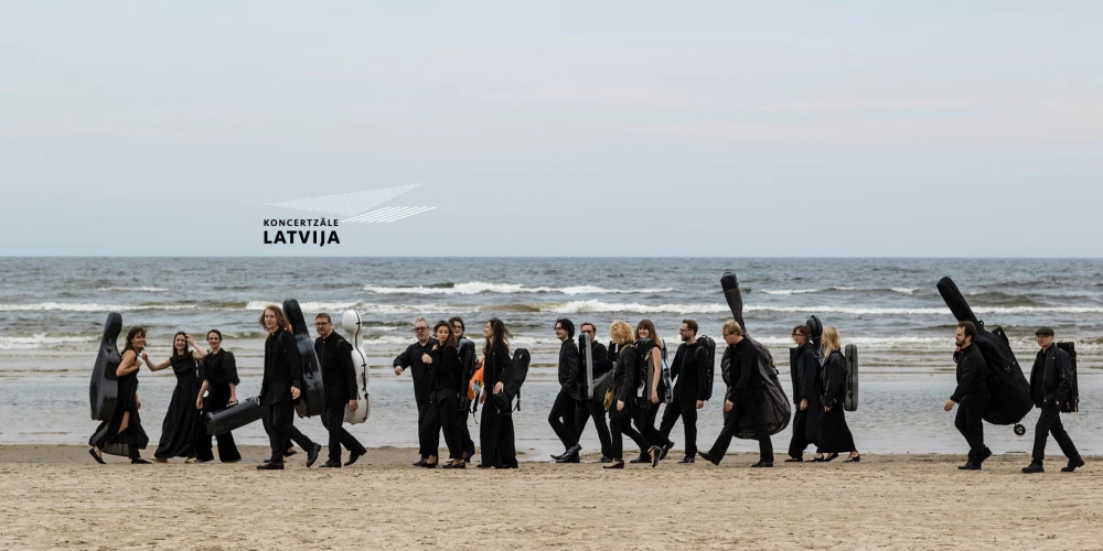 Grammy balvu ieguvušais kamerorķestris “Kremerata Baltica” piedāvās mūzikas dialogu starp laikmetiem.
