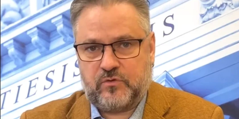 Juristu biedrības "Tiesiskums.lv" valdes loceklis Madars Dauškans saka paldies vairāk nekā 50 000 mājsaimniecībām un juridiskajām personām, kas parakstījušas līgumus, kā arī vairāk kā 11 000, kas pieteikušies līgumu parakstīšanai. 