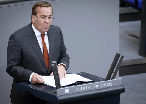 Vācijas aizsardzības ministrs Boriss Pistoriuss.