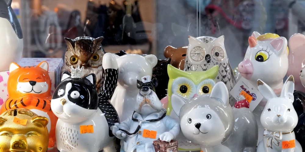 В Овощном павильоне временно торгуют сувенирами.