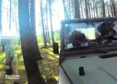 Diviem senioriem sēņošana Ādažu poligonā izvērtusies "salīta". "Trīs pensijas aizies..."