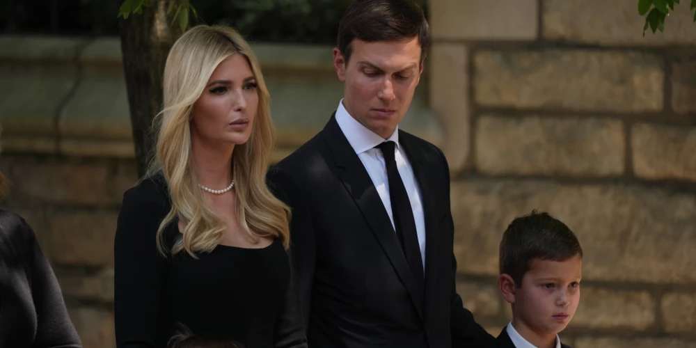 Darījuma partneri ir Saūda Arābijas valsts investīciju fonds, uzņēmums "Silver Lake" un uzņēmums "Affinity Partners", kuru vada Ivankas Trampas vīrs Džareds Kušners.