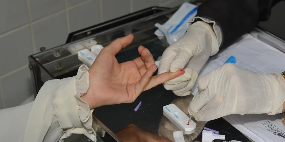 No 400 ārvalstniekiem, kam Lietuvā diagnosticēta inficēšanās ar HIV, 70% inficēšanās atklāta pēdējo trīs gadu laikā. 