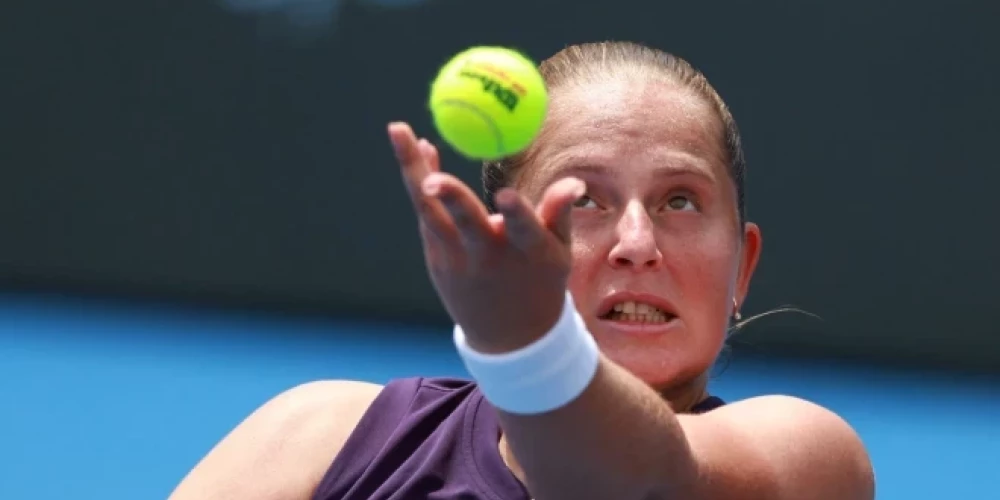 Aļonai Ostapenko pēdējā laikā labāk veicas dubultspēlēs. 