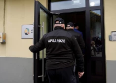 Rīgas Centrāltirgus administrācijas ēka, kur Korupcijas novēršanas un apkarošanas birojs otrdien veicis kriminālprocesuālās darbības.